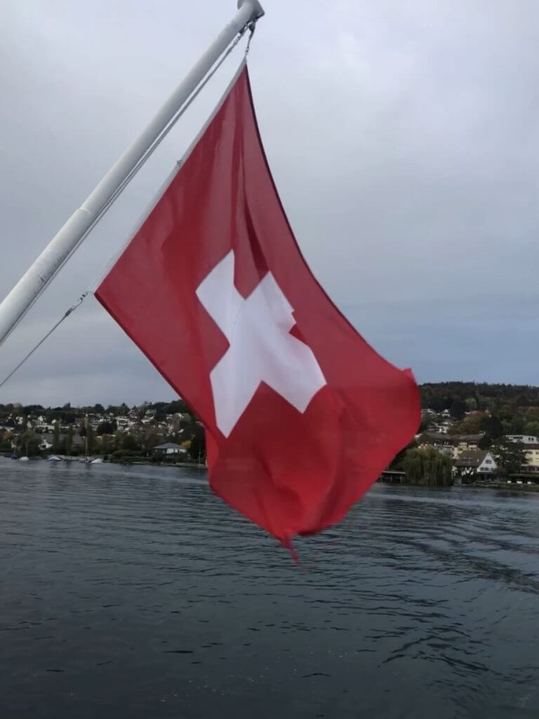 Jahresrückblick 2019: willkommen in Zürich. Das erste, das Olga und ich gemacht haben: eine Rundfahrt über den Zürichsee.